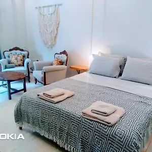 επισκεφθείτε το ξενοδοχείο